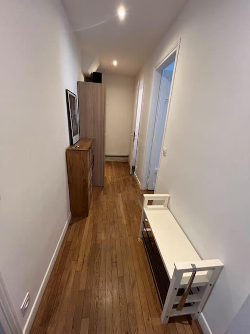 Apartment Calm In Great Location Paris